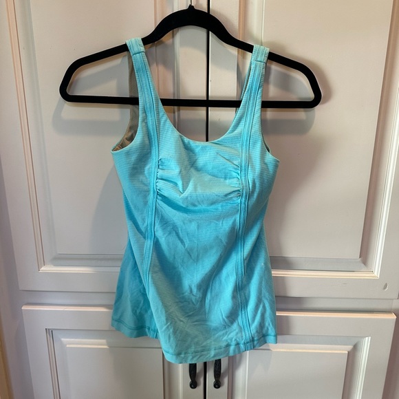Lululemon Blue Tank Size 4 - Picture 1 of 4